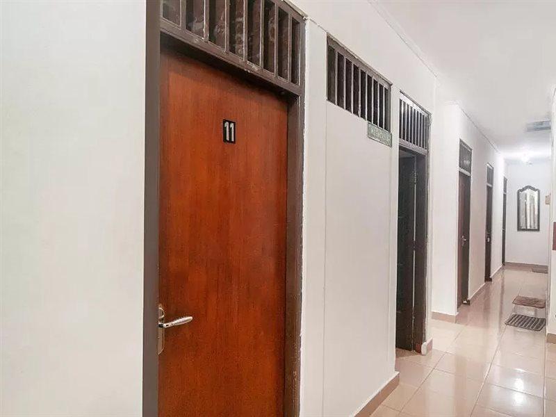 Oyo 2256 Danysa Guesthouse Cakarta Dış mekan fotoğraf