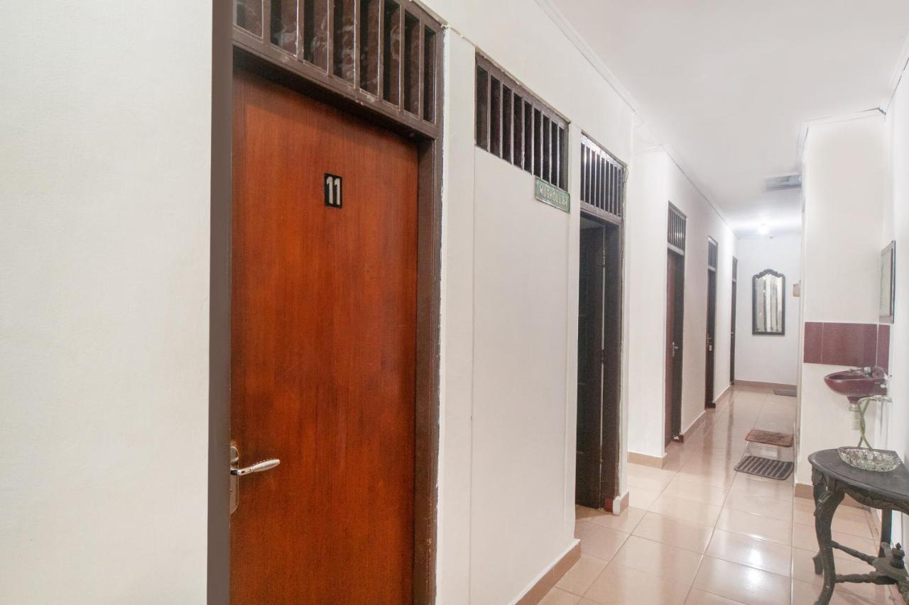 Oyo 2256 Danysa Guesthouse Cakarta Dış mekan fotoğraf